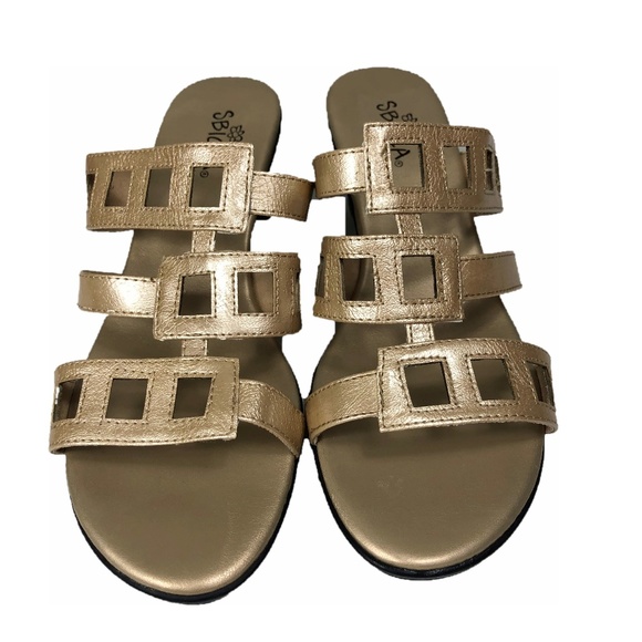 NEW | SBICCA metallic neutral tan sandal 2 inch heel - SZ 7 - Picture 1 of 6